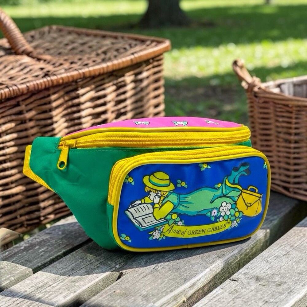VERY RARE Vintage 90s Fanny Pack Anne Of Green Gables Neon MINT CONDITION Canada